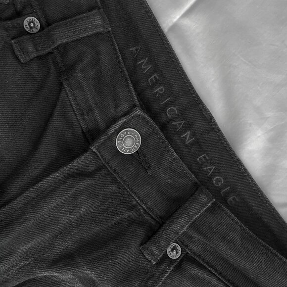American Eagle Strigid Mom Jean - Picture 6 of 9